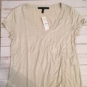 Champagne WHBM Everyday SS V neck Tee.